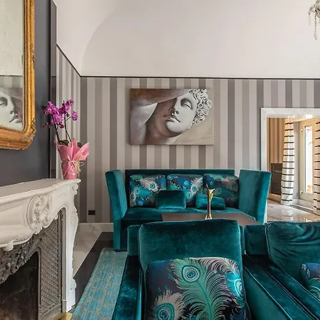 The Spagna By The Goodnight Company * Rome