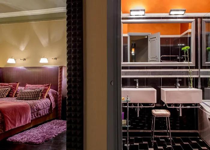 The Spagna By The Goodnight Company